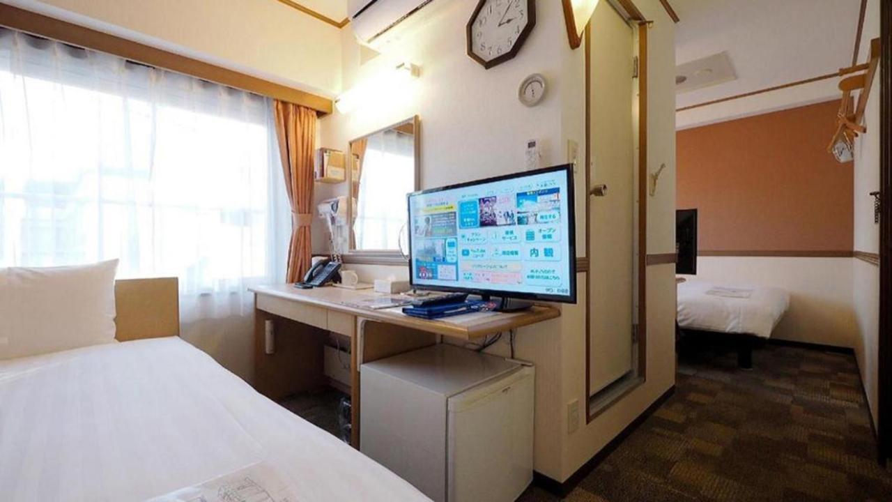 Toyoko Inn Sendai Nishi-Guchi Hirose-Dori Kültér fotó