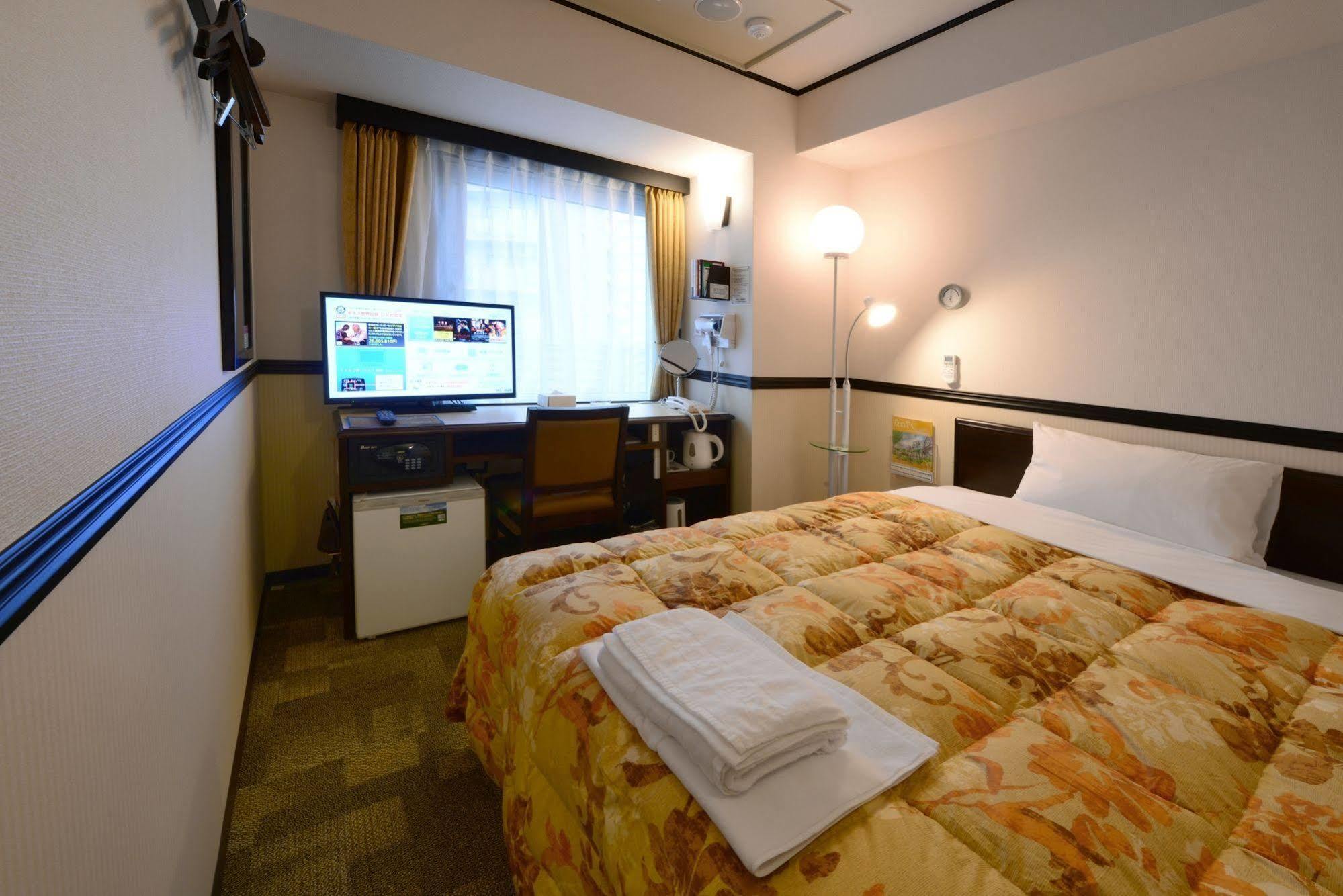 Toyoko Inn Sendai Nishi-Guchi Hirose-Dori Kültér fotó